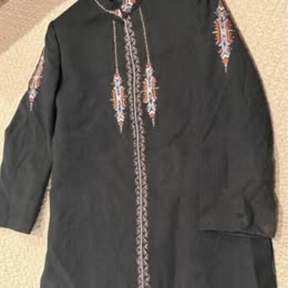 Gently used Boy Black Sherwani- Perfect for special occasion - Picture 1 of 3